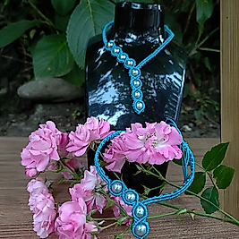 El Yapımı Makrome Takı Seti – Bileklik & Kolye