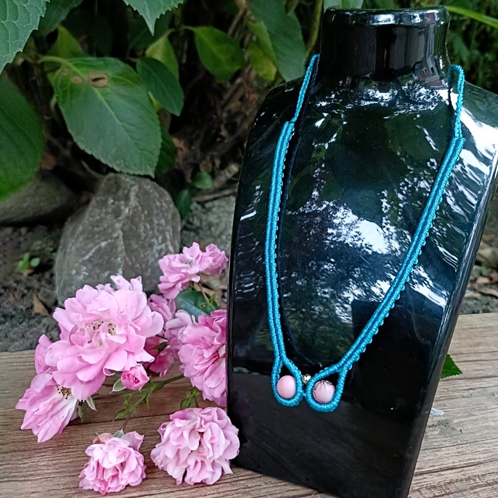 Doğaltaşlı El Yapımı Makrome Kolye